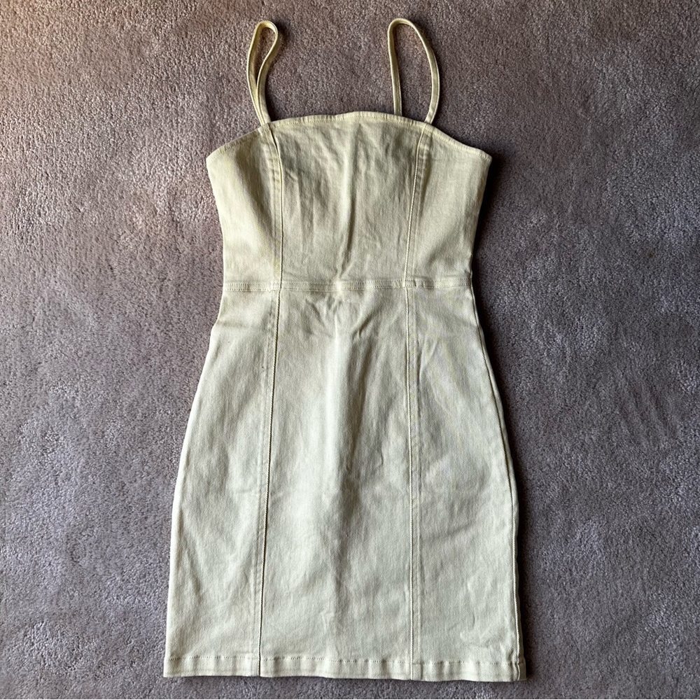 Elegant Baby Yellow Women's Dress